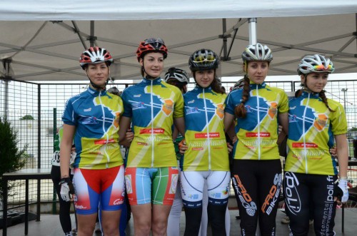 946628_568771219811176_1233006111_n[2]